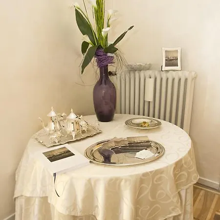 Pensión Piazza Venezia Le 4*