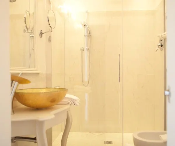 Pensión Piazza Venezia Le Trieste