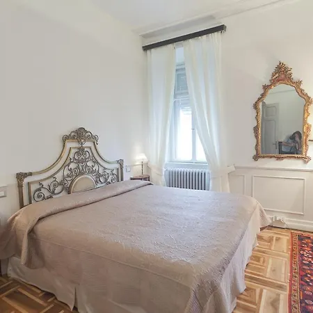 Piazza Venezia Le 4*