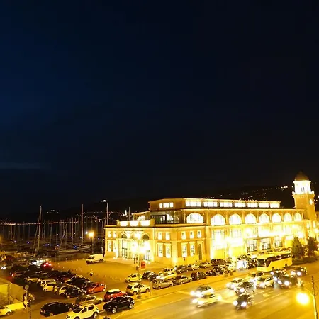 بيت ضيافة Piazza Venezia Le