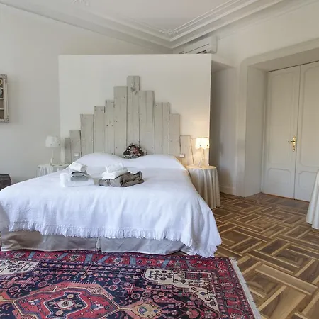 Πανσιόν Piazza Venezia Le 4*