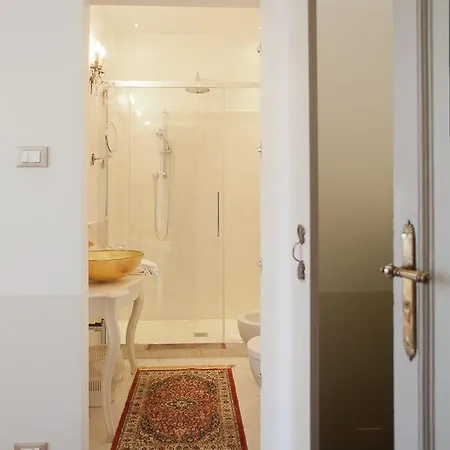 Piazza Venezia Le Trieste