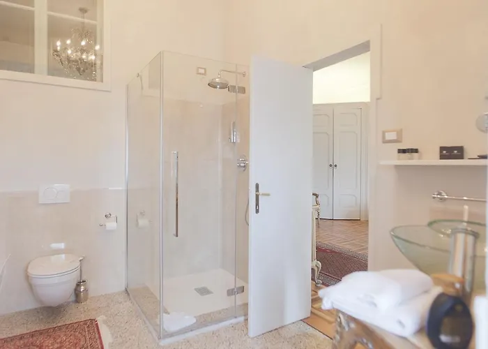 Piazza Venezia Le 4* Trieste