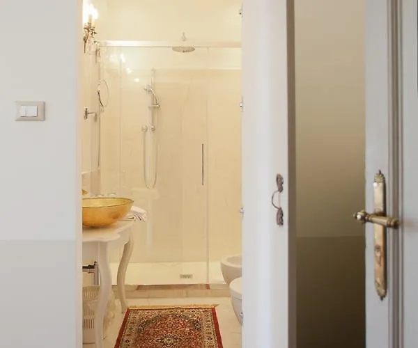 Piazza Venezia Le Trieste